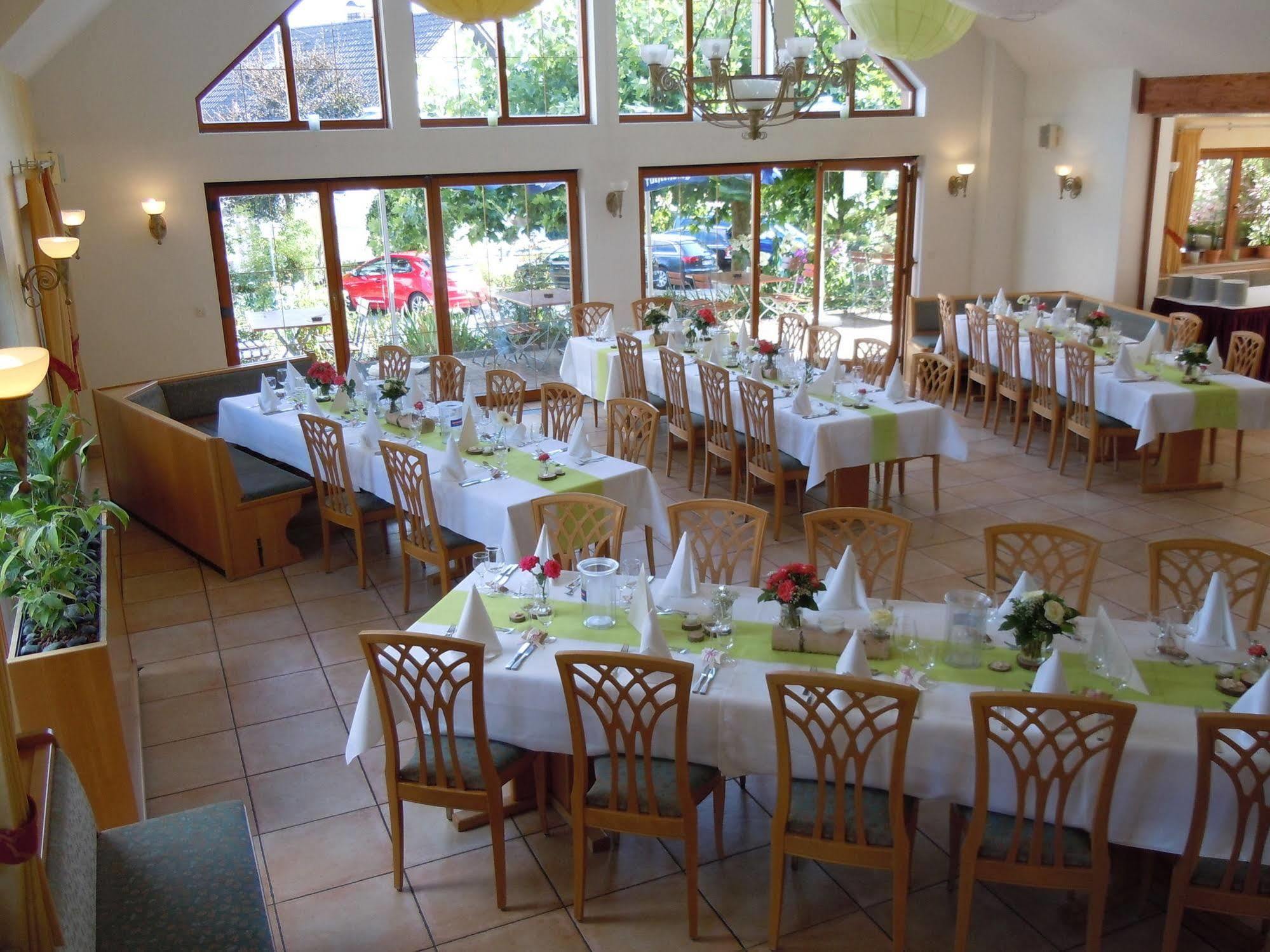 Gasthof Adler ซาเลม ภายนอก รูปภาพ