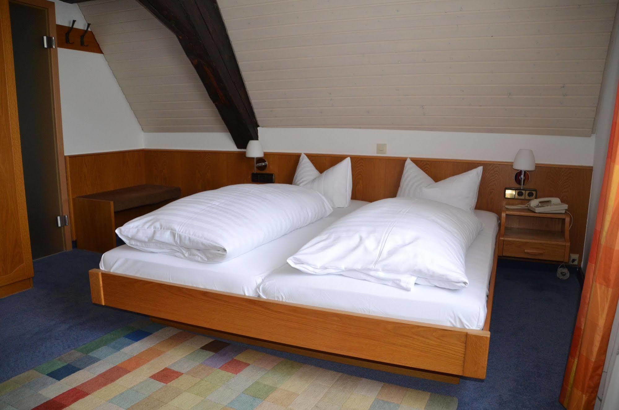 Gasthof Adler ซาเลม ภายนอก รูปภาพ