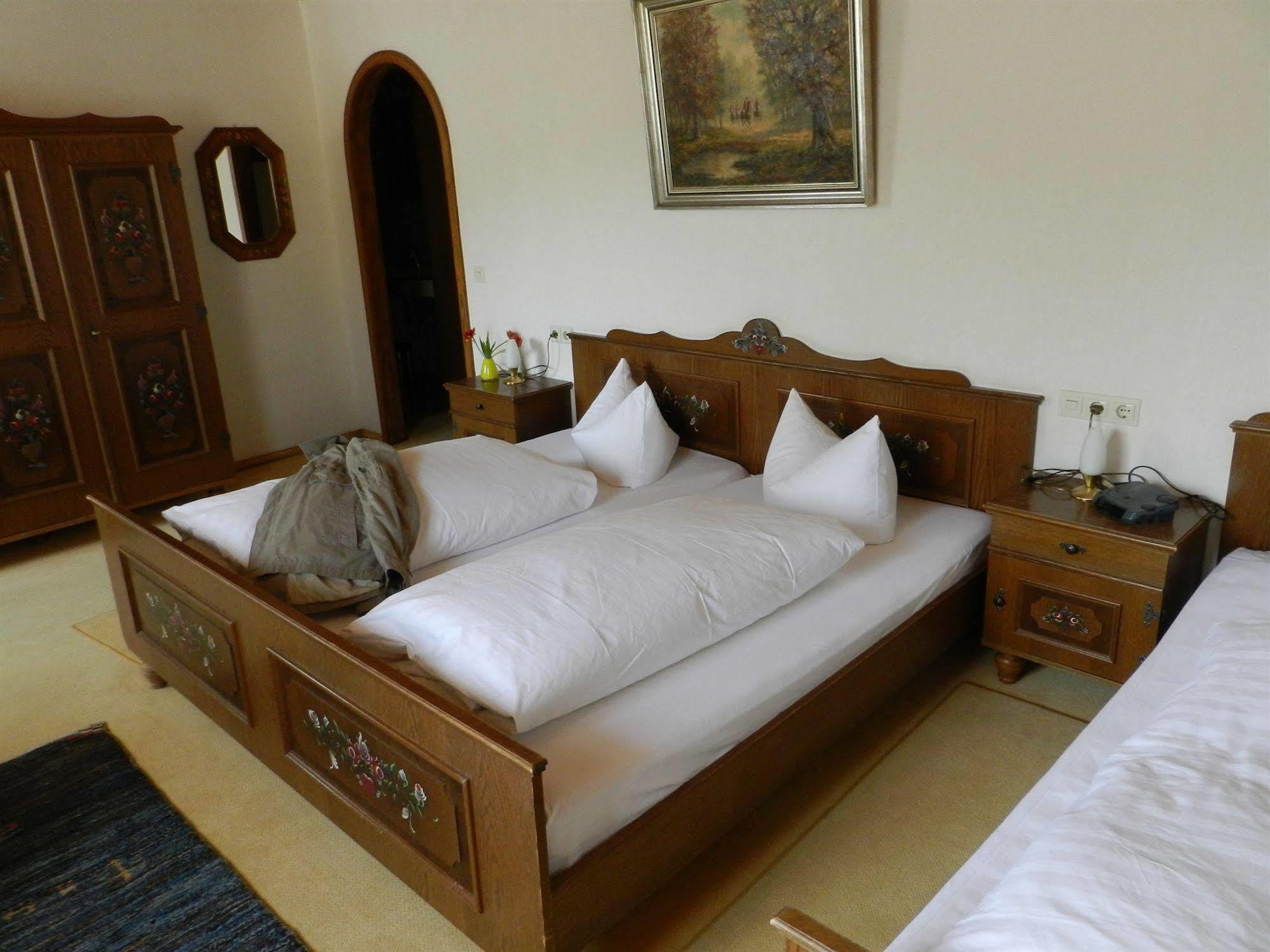 Gasthof Adler ซาเลม ภายนอก รูปภาพ